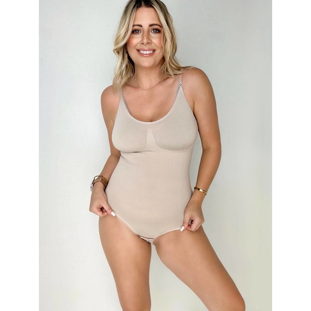 Smoothing Shapewear Bodysuit in Black Size 3X - Picture 5 of 9
